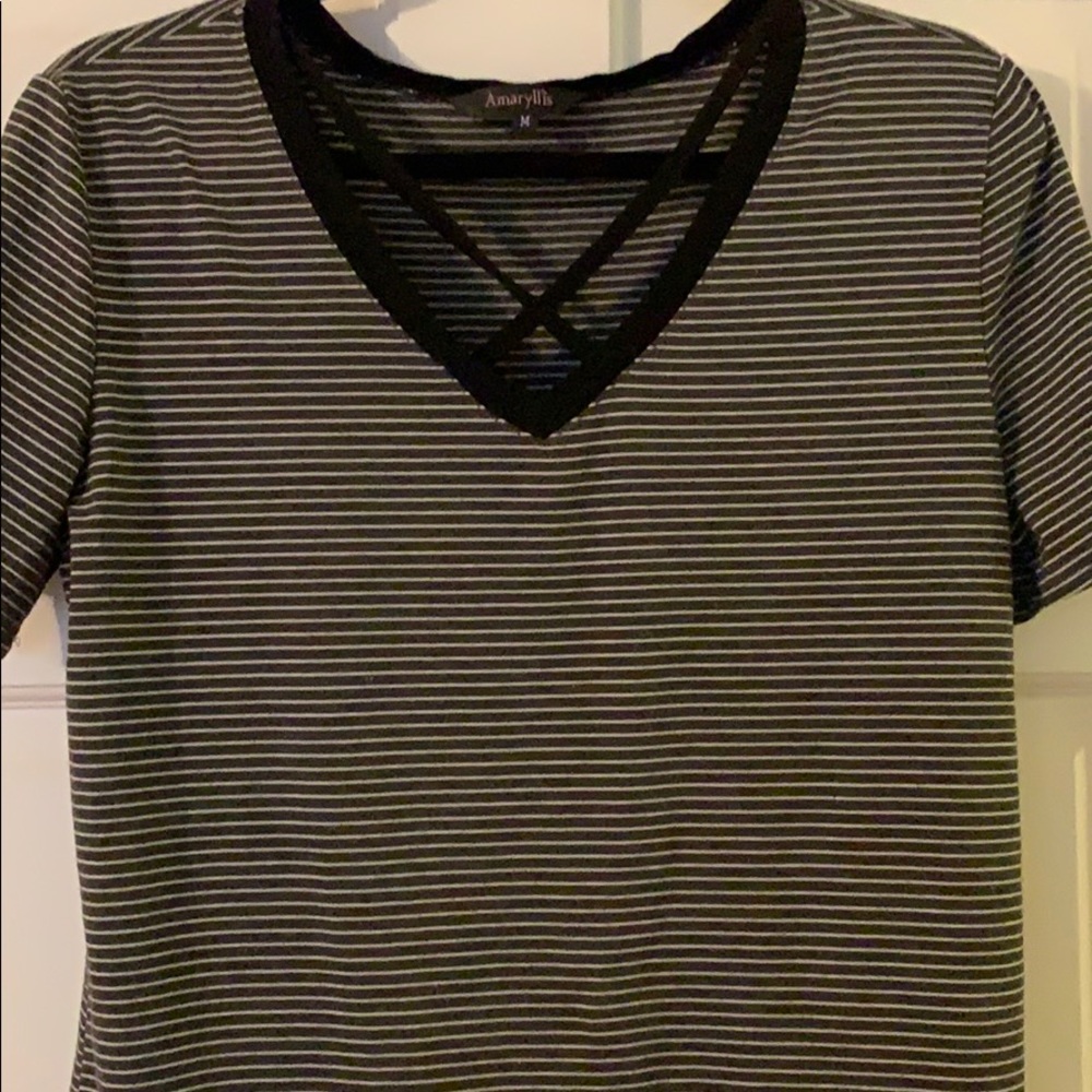 Striped Criss Cross Soft Shirt M